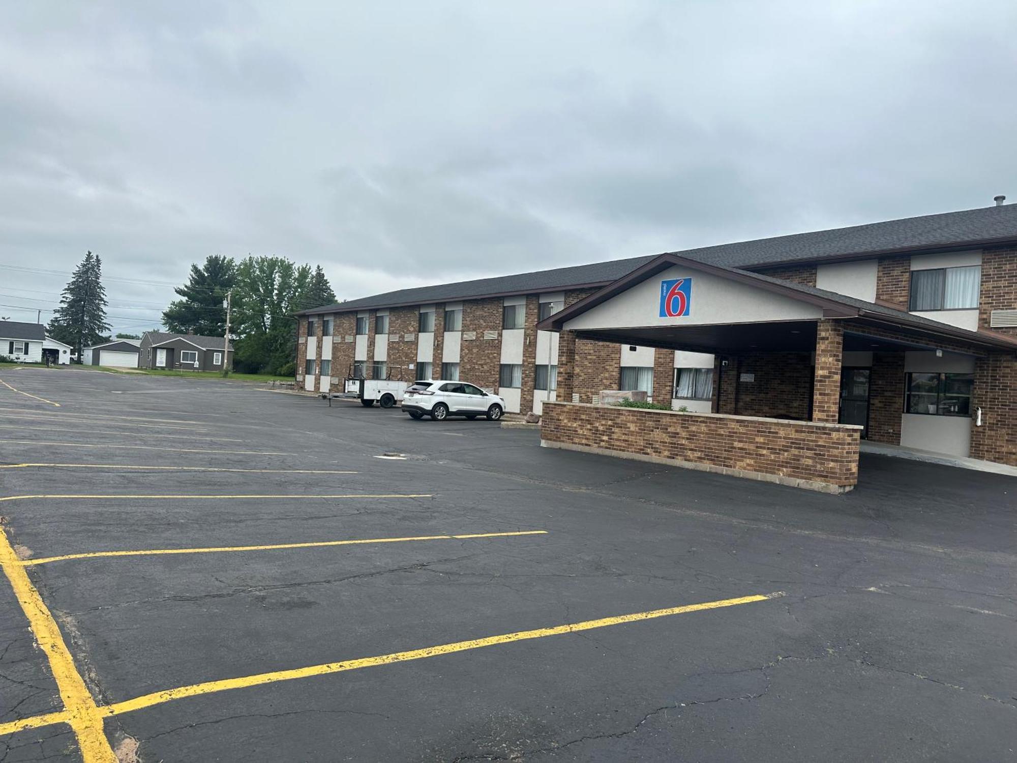 6-wisconsin Rapids, Wi 2*